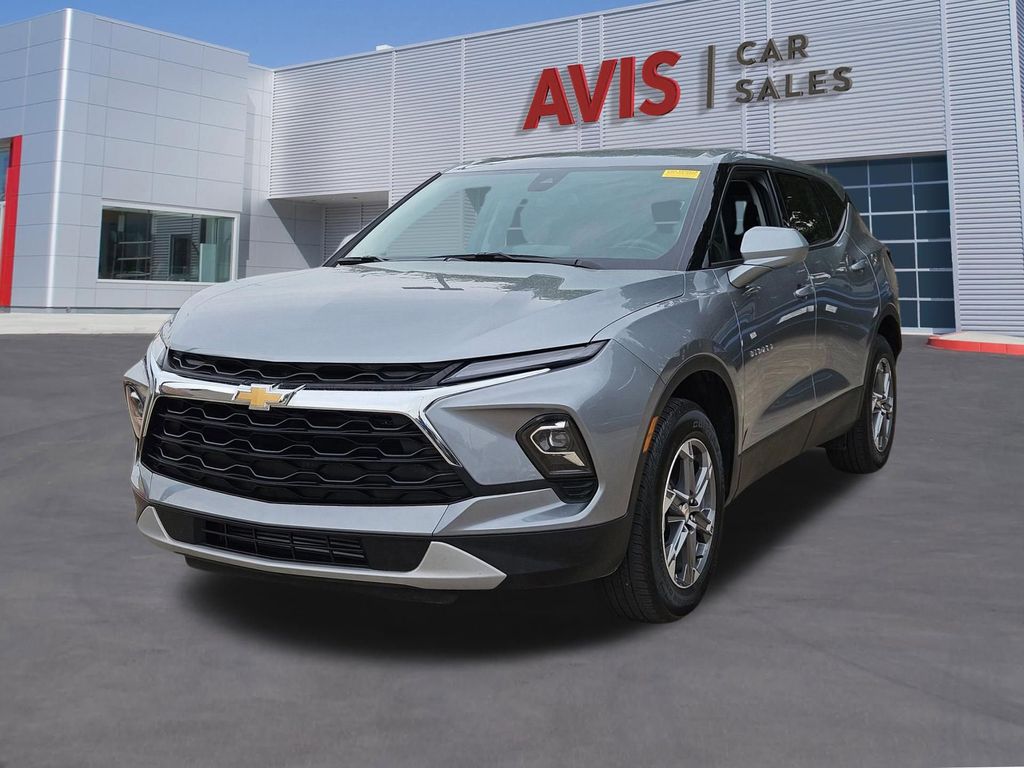 2025 Chevrolet Blazer 2.0T 2LT FWD's photo