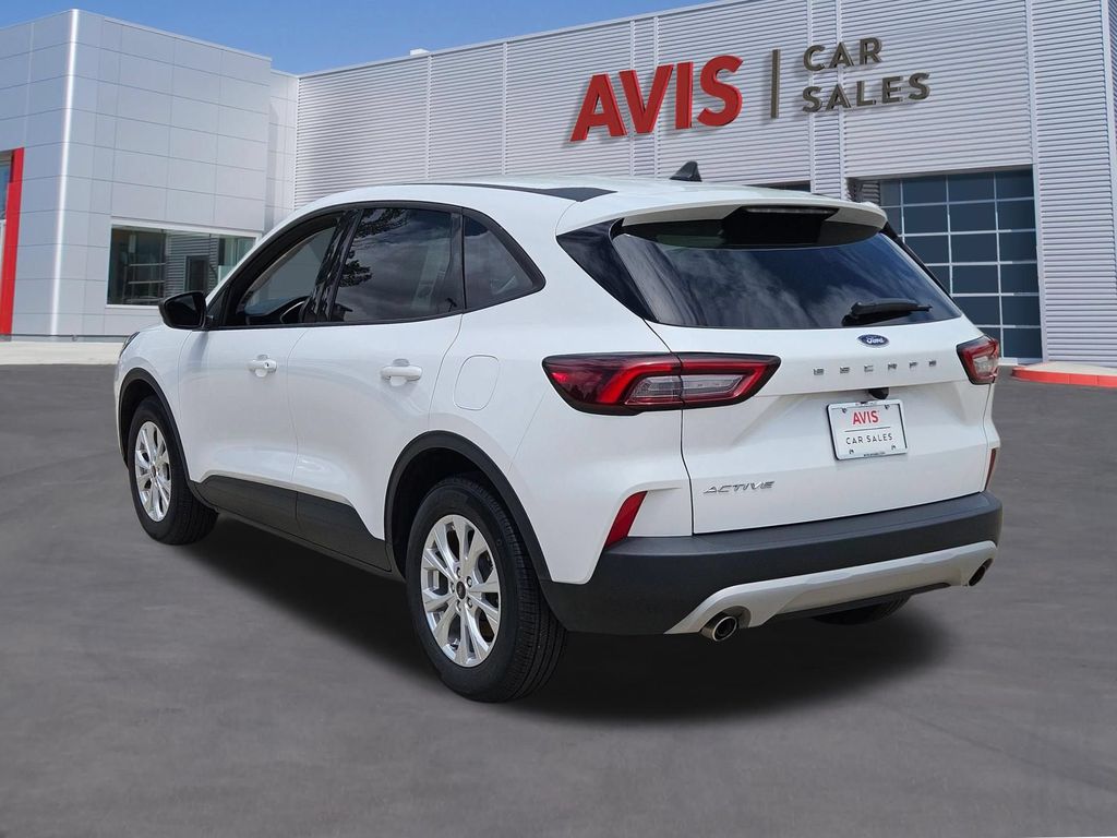 Thumbnail: 2025 Ford Escape - 3