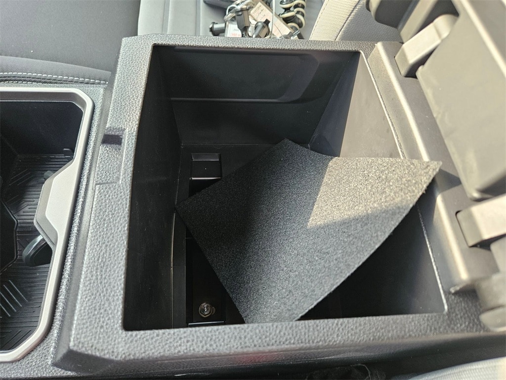 Thumbnail: 2025 Toyota Tacoma - 27