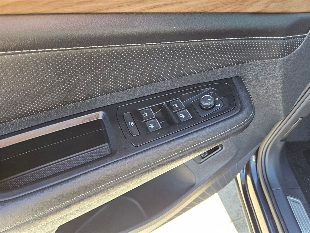 Thumbnail: 2025 Volkswagen Atlas - 15