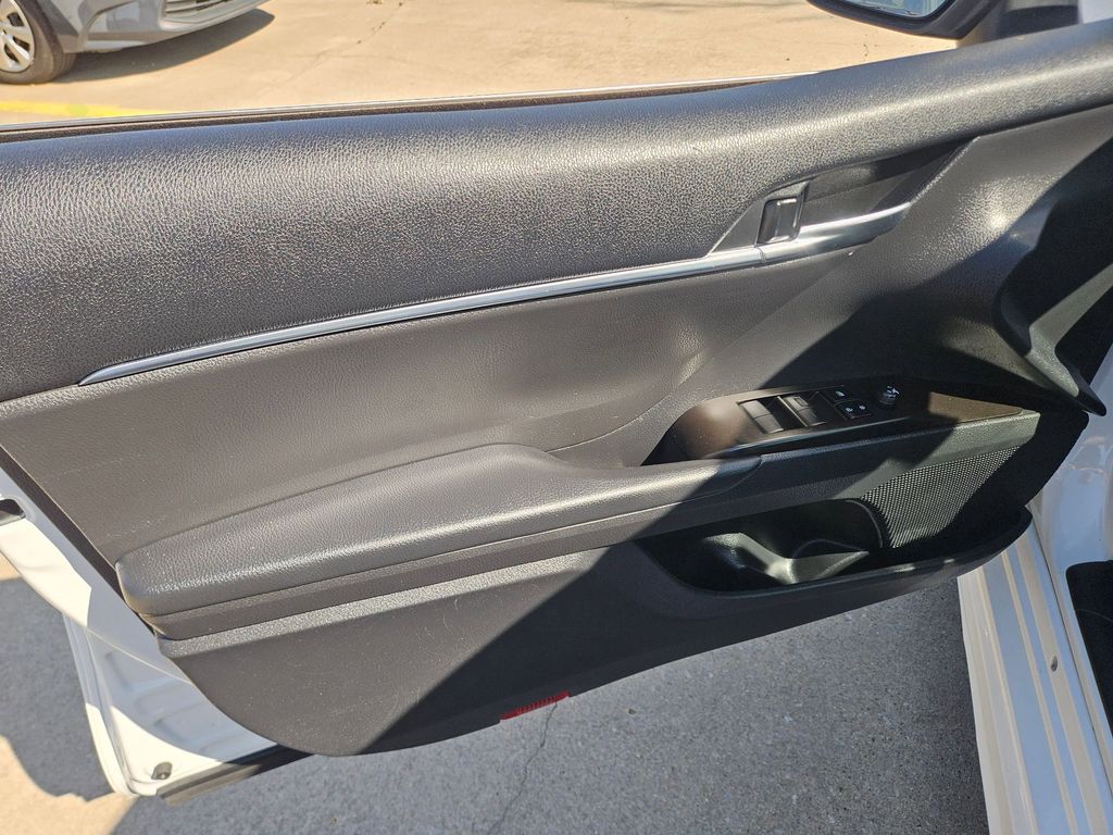 Thumbnail: 2024 Toyota Camry - 14