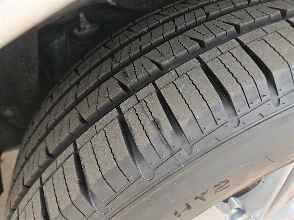 Thumbnail: 2023 INFINITI QX80 - 31