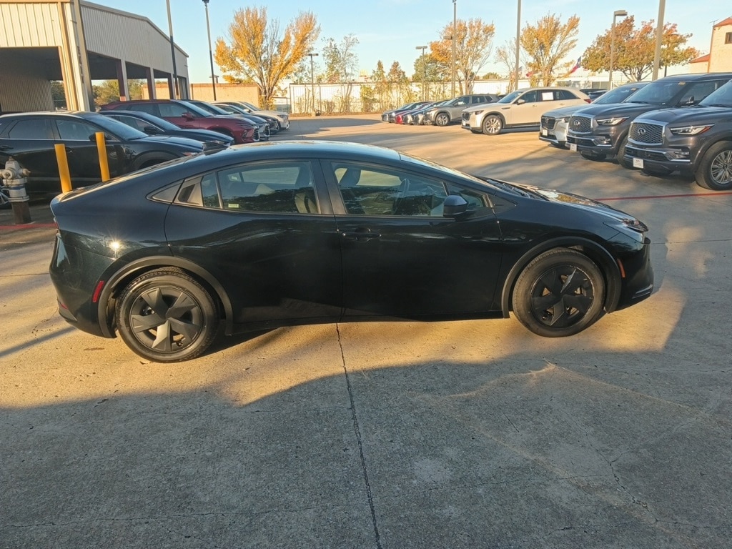 Thumbnail: 2025 Toyota Prius - 7