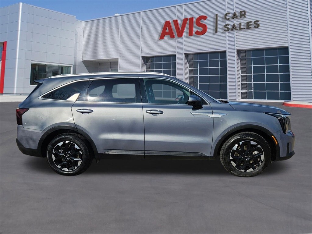 Thumbnail: 2024 Kia Sorento - 7