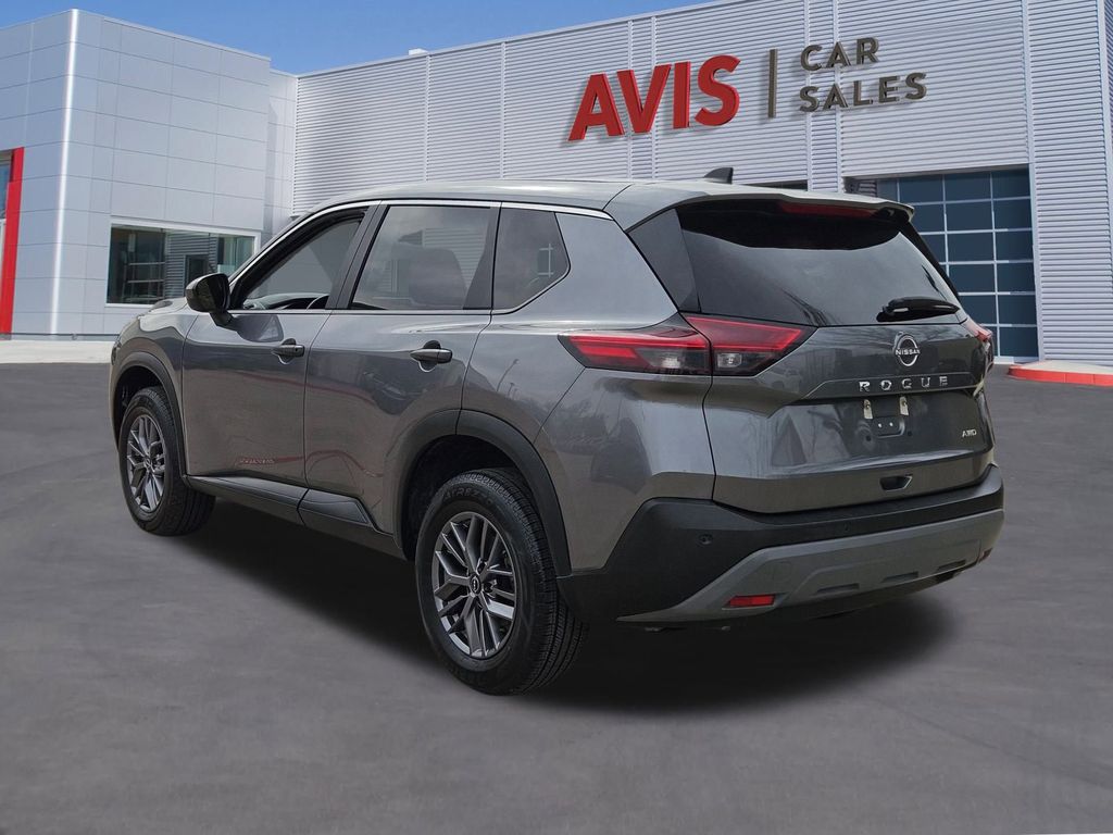 Thumbnail: 2023 Nissan Rogue - 3