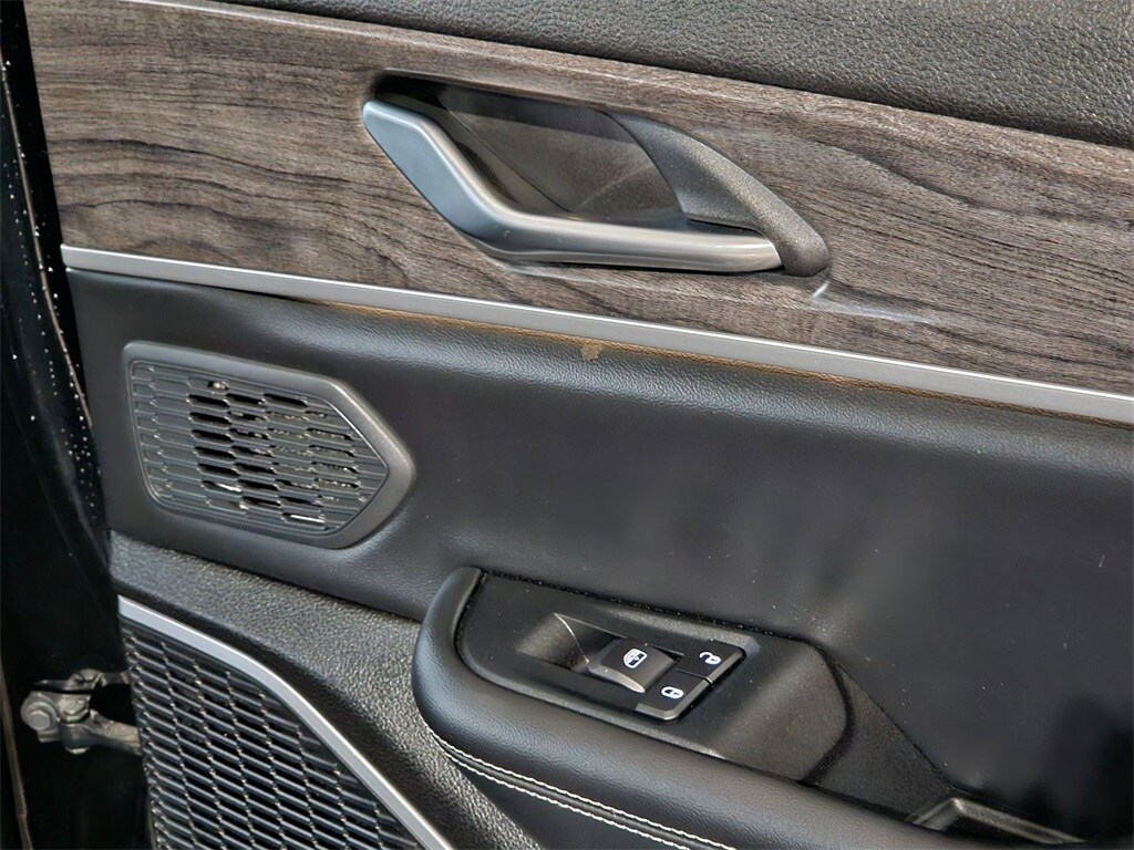 2023 Jeep Grand Cherokee 4xe 27