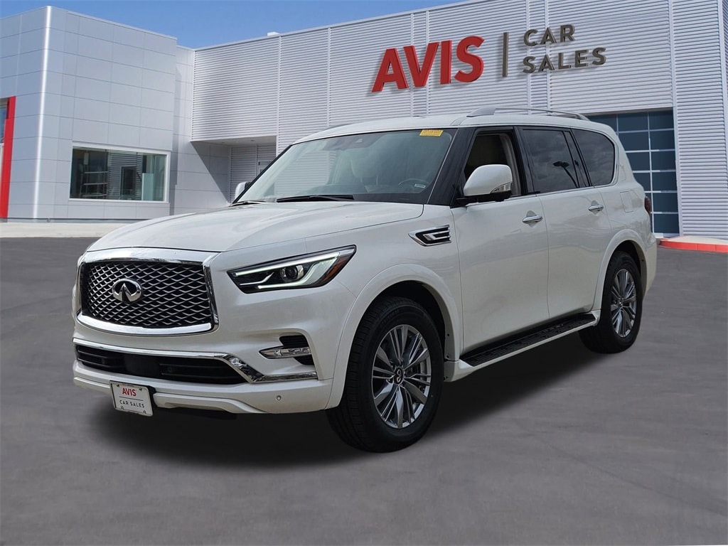 2023 INFINITI QX80 Luxe's photo