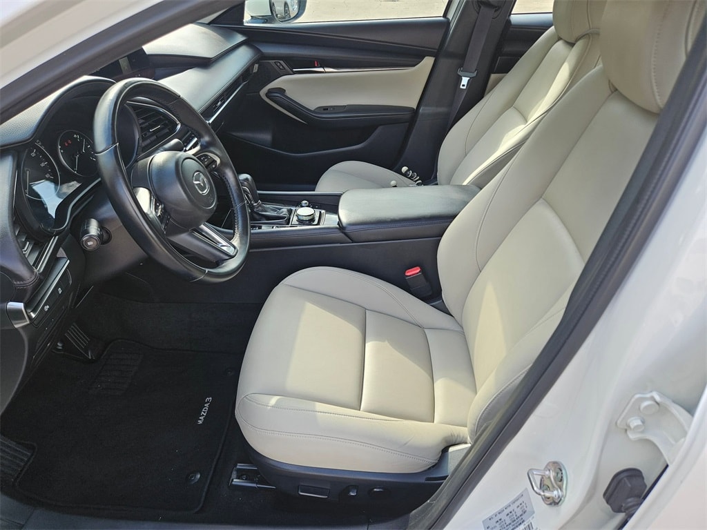 Thumbnail: 2025 Mazda Mazda3 - 11