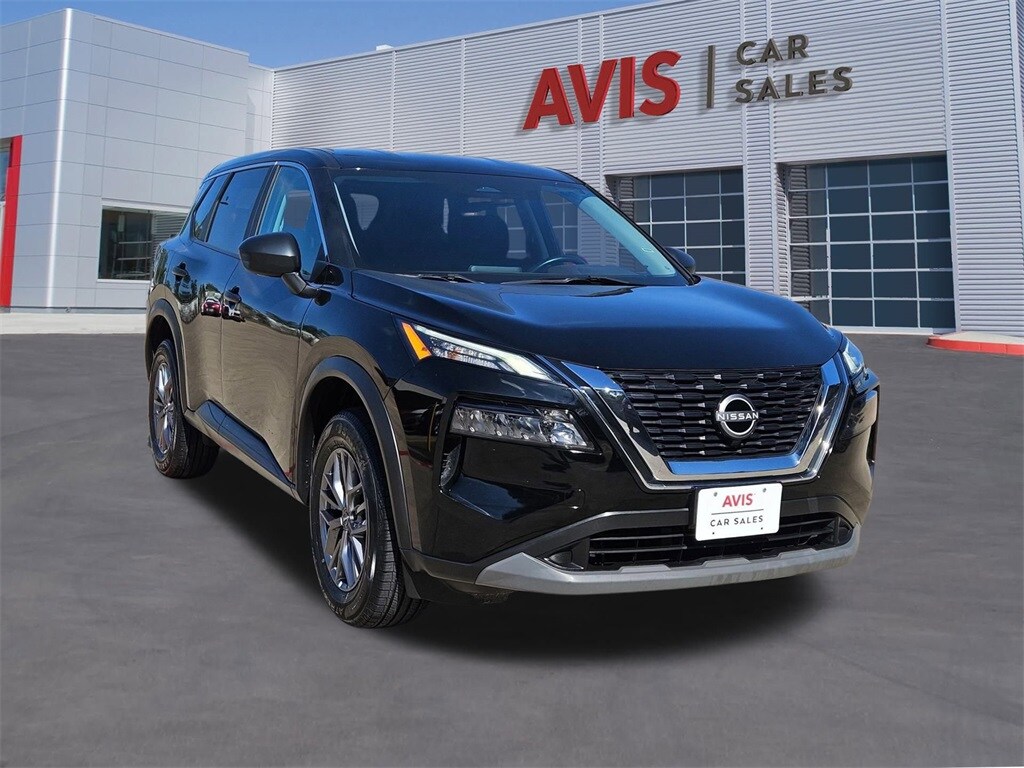 2023 Nissan Rogue S photo 3