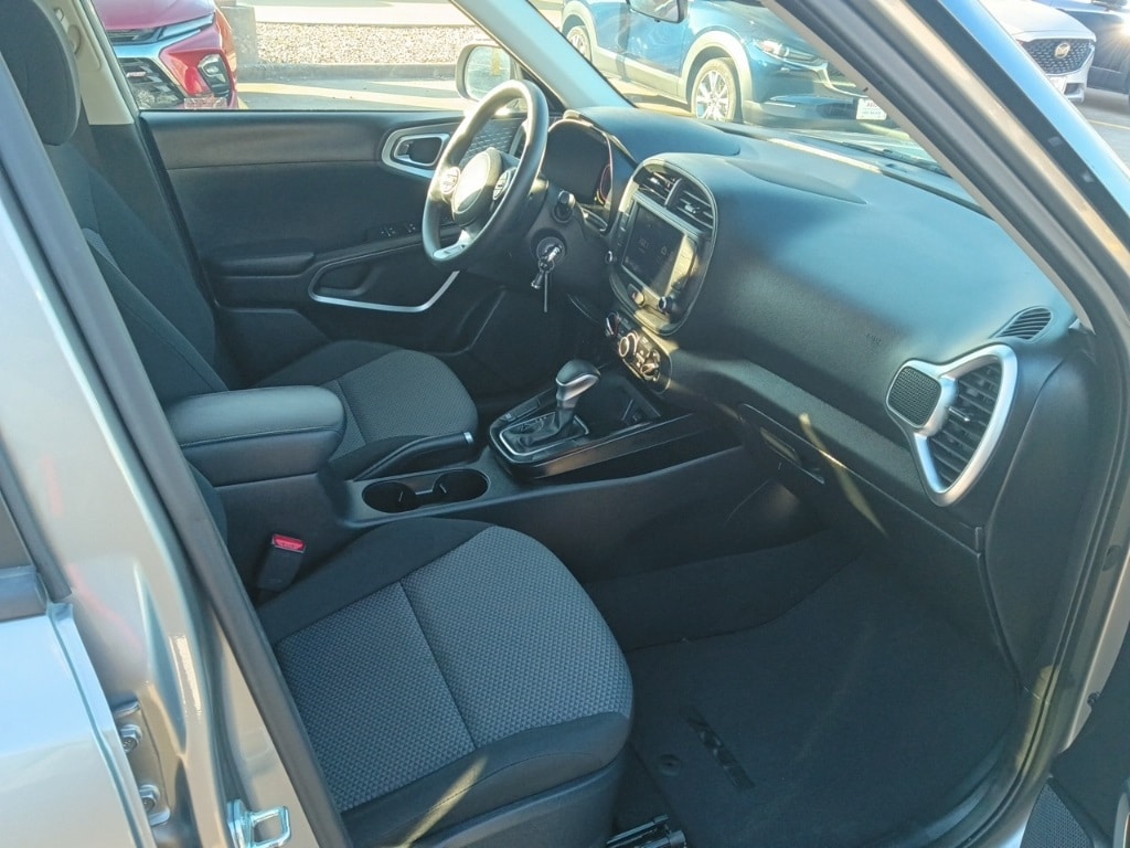 Thumbnail: 2024 Kia Soul - 8