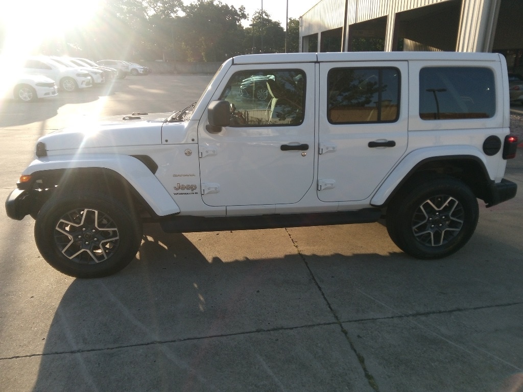 Thumbnail: 2024 Jeep Wrangler - 3