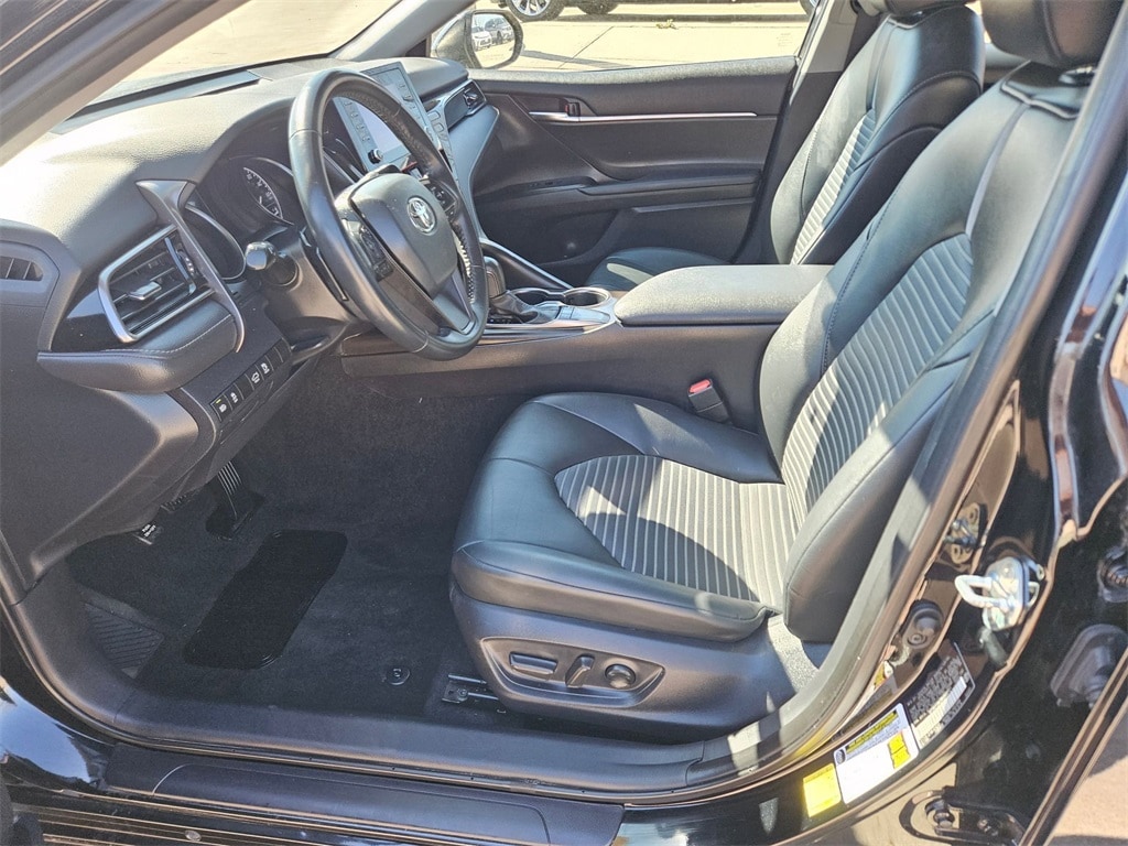 Thumbnail: 2024 Toyota Camry - 11