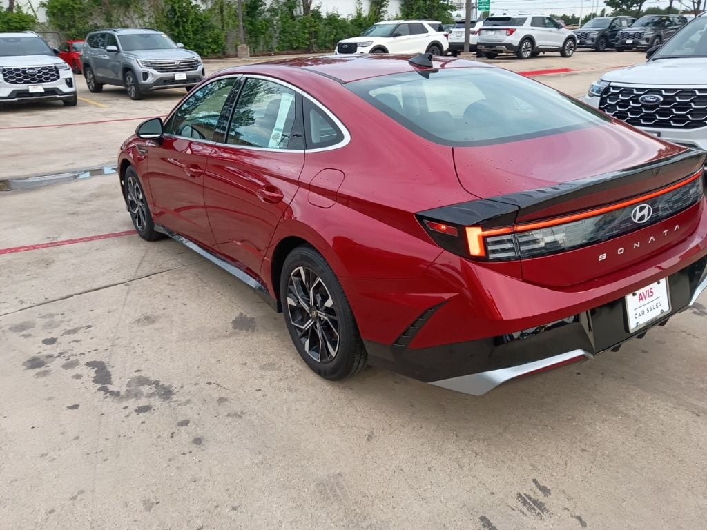 Thumbnail: 2025 Hyundai Sonata - 8