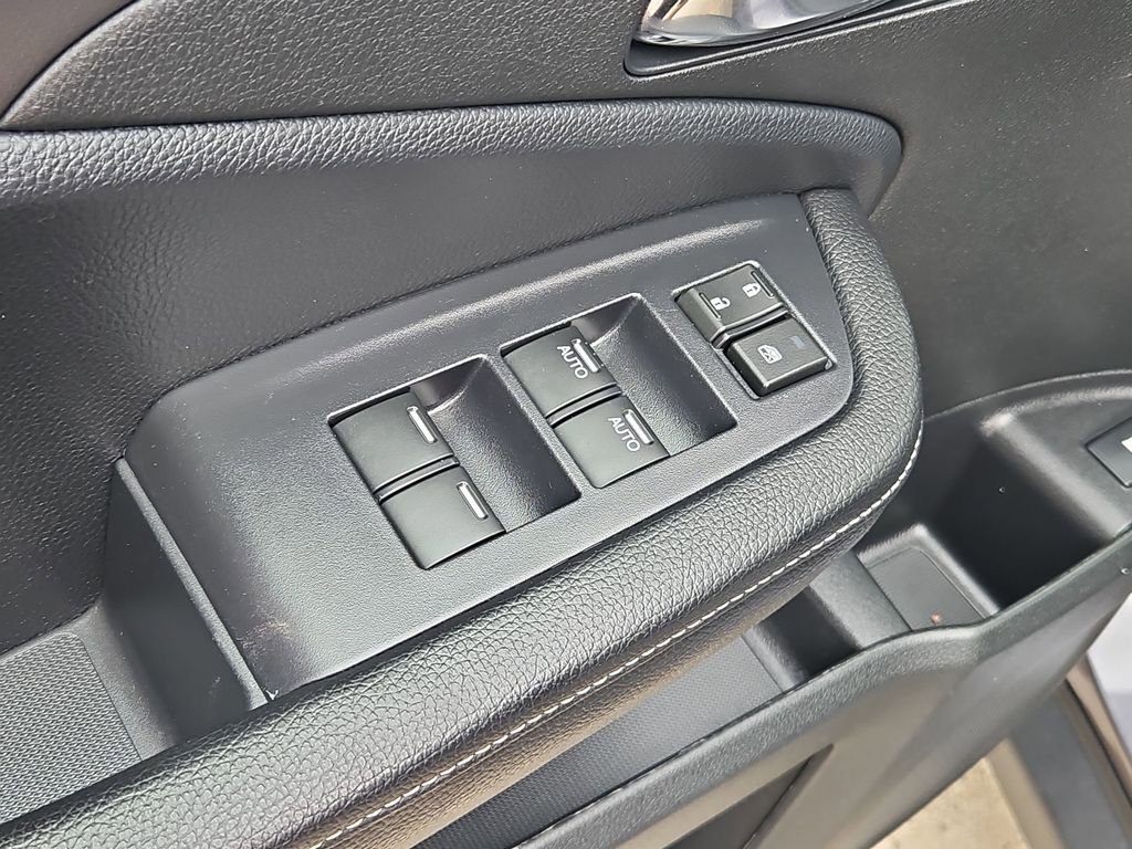 Thumbnail: 2025 Honda Ridgeline - 13