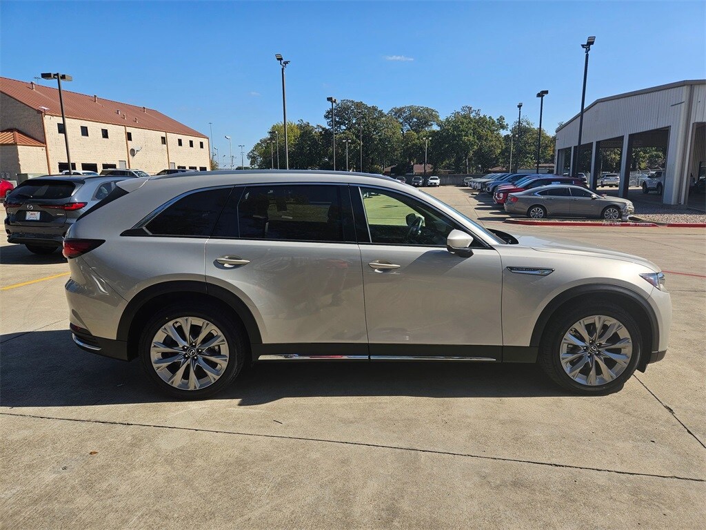 Thumbnail: 2025 Mazda CX-90 - 6