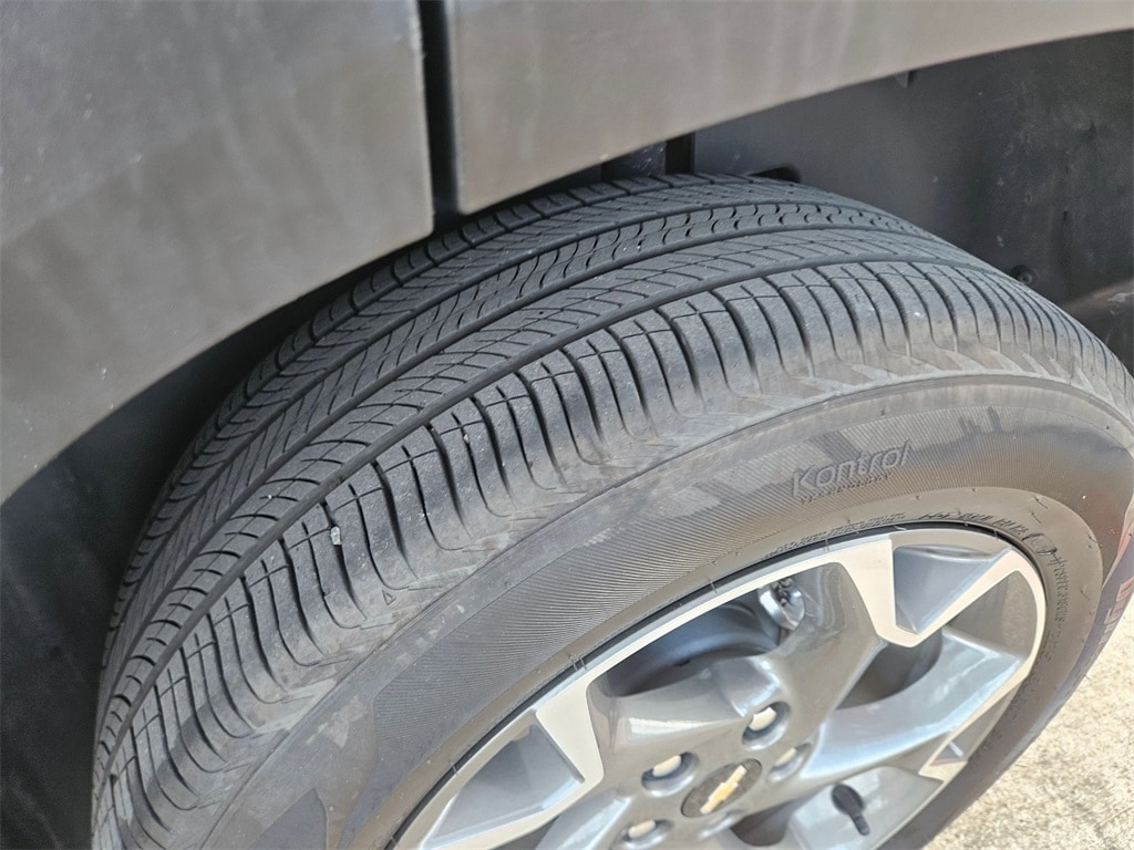 Thumbnail: 2025 Chevrolet Trax - 28