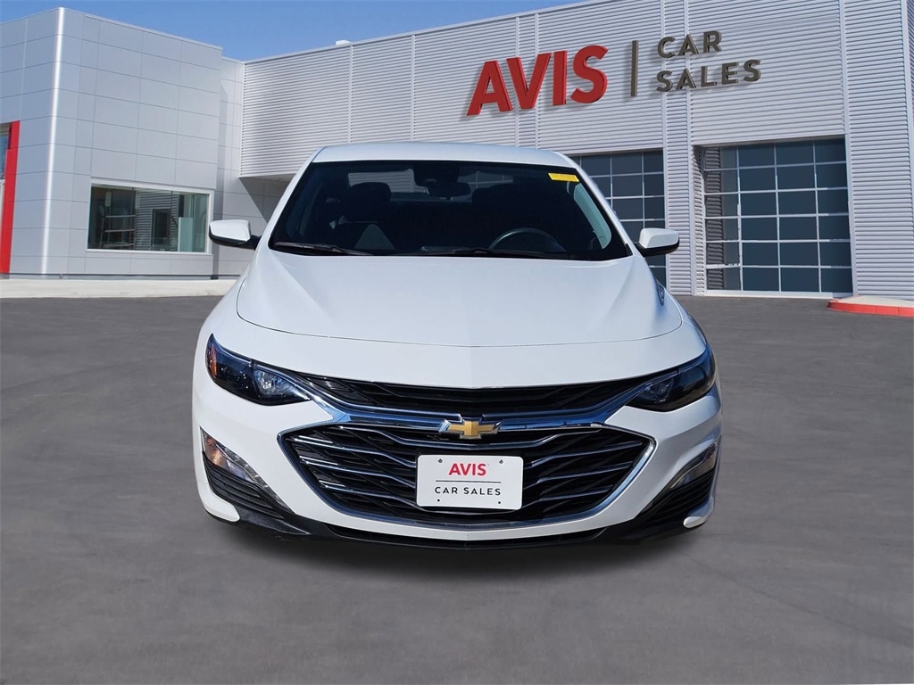Thumbnail: 2023 Chevrolet Malibu - 10