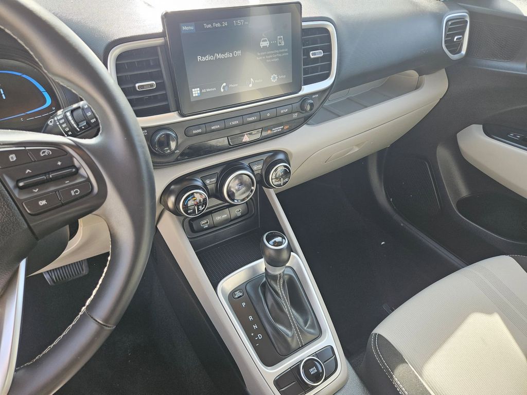 Thumbnail: 2025 Hyundai Venue - 20