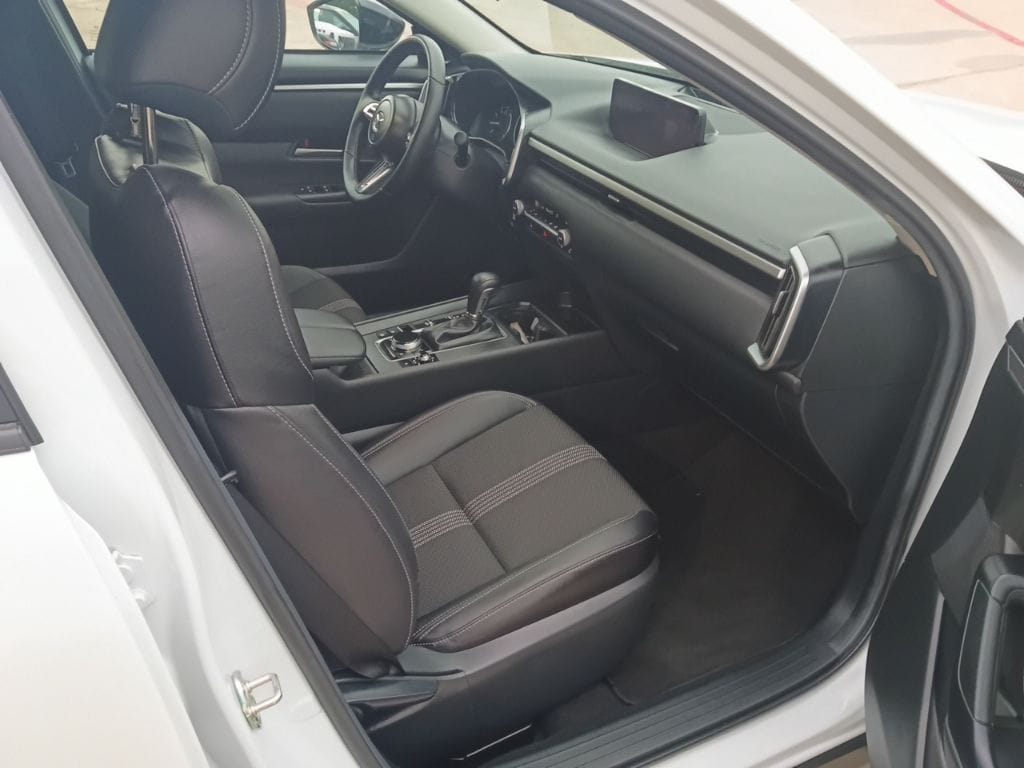 Thumbnail: 2025 Mazda CX-50 - 9