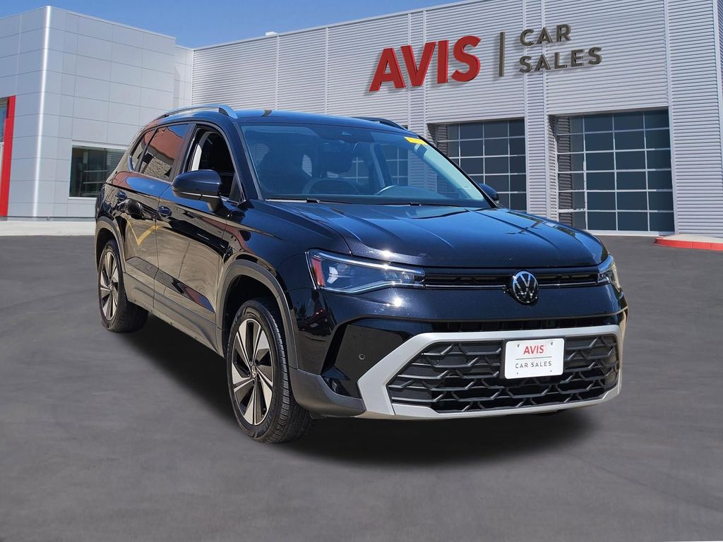 Thumbnail: 2025 Volkswagen Taos - 9