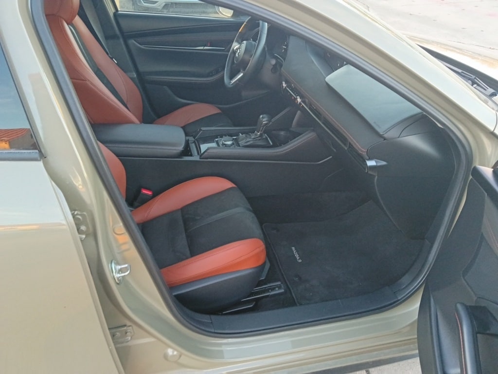 Thumbnail: 2024 Mazda Mazda3 - 9