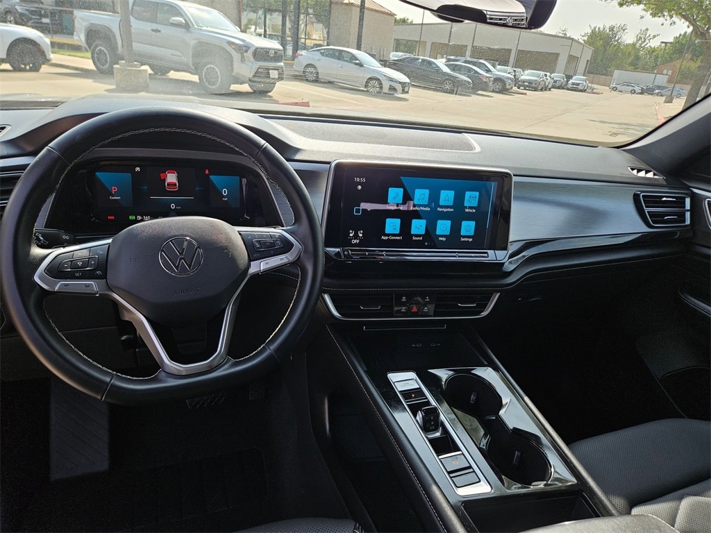 Thumbnail: 2025 Volkswagen Atlas - 15