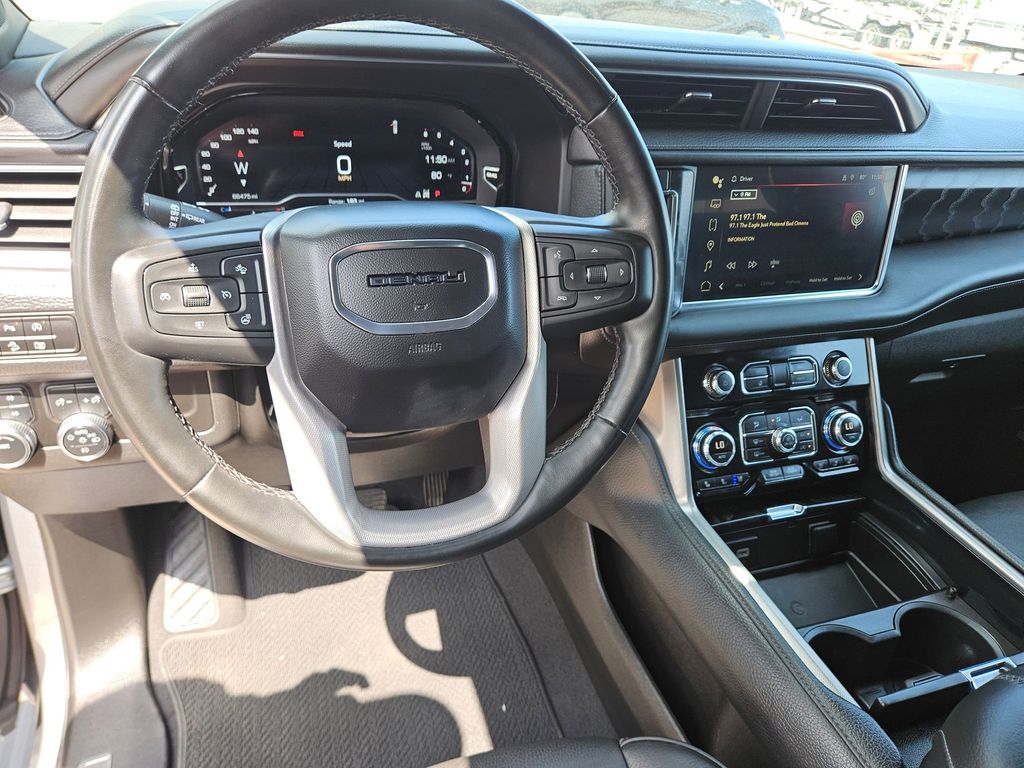 Thumbnail: 2023 GMC Yukon - 17