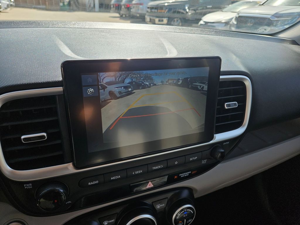 Thumbnail: 2025 Hyundai Venue - 22