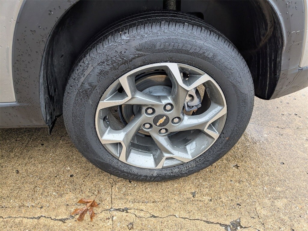 Thumbnail: 2025 Chevrolet Trax - 28