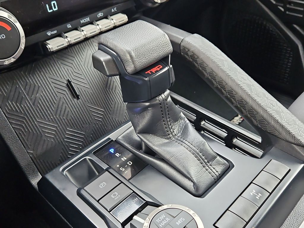 Thumbnail: 2024 Toyota Tacoma - 20