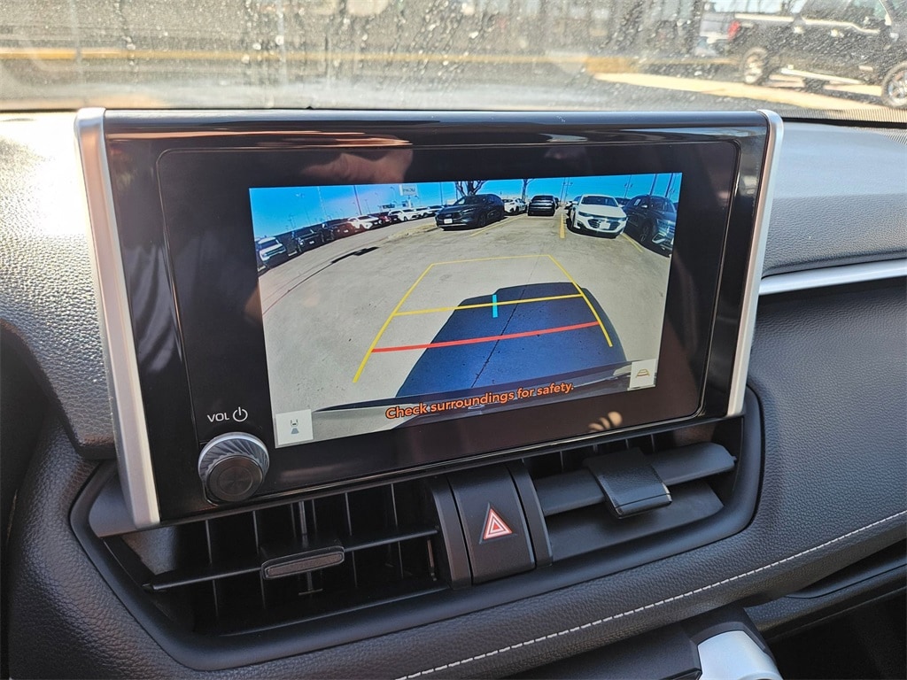 Thumbnail: 2025 Toyota RAV4 - 23