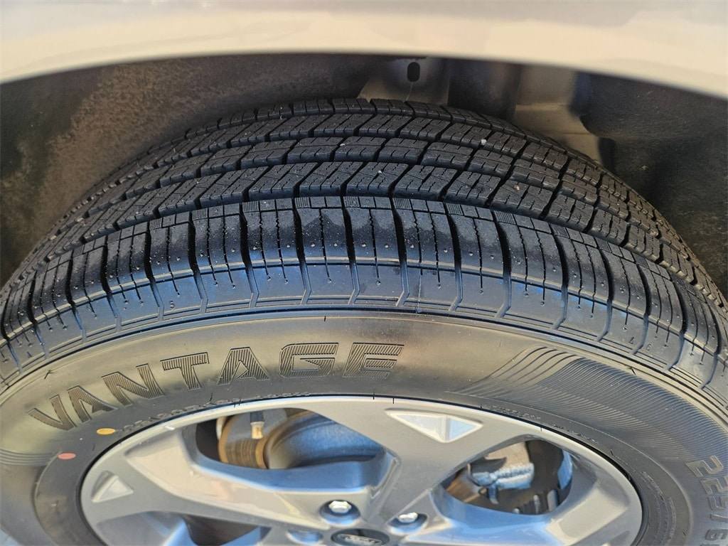 Thumbnail: 2024 Ford Escape - 26