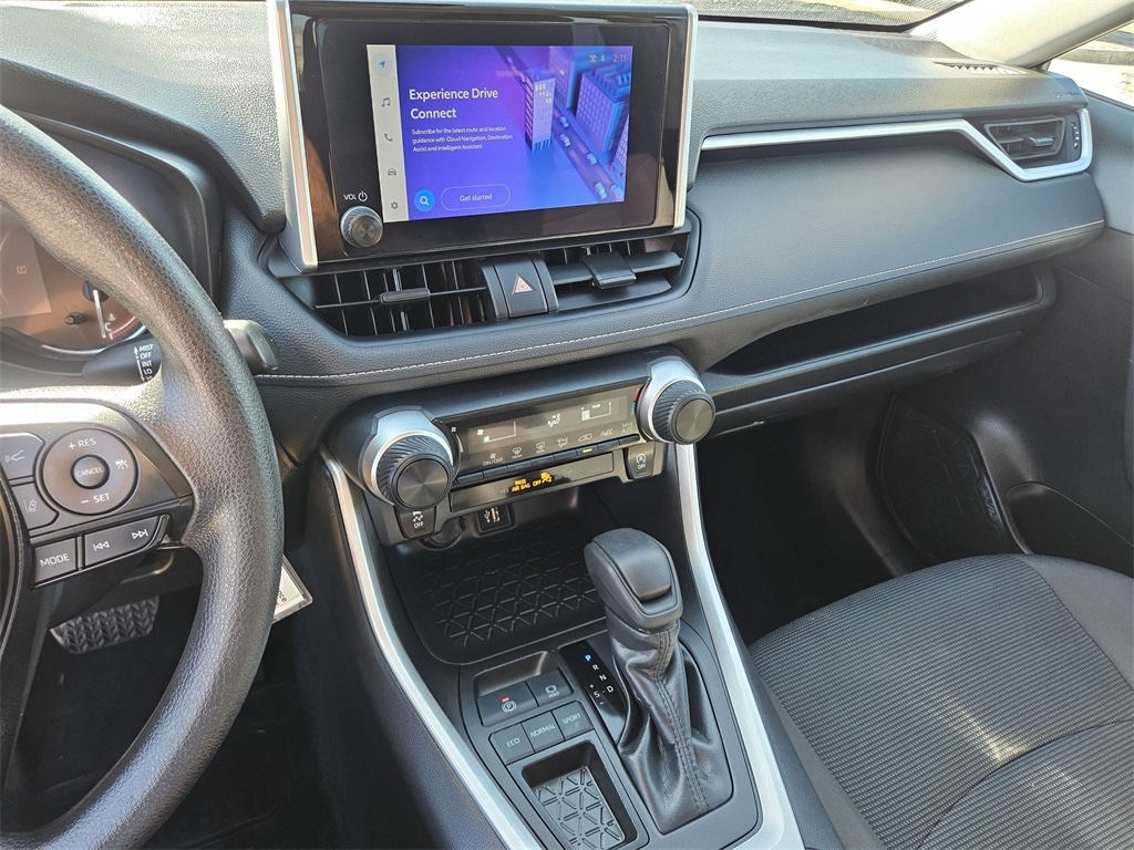 Thumbnail: 2025 Toyota RAV4 - 21