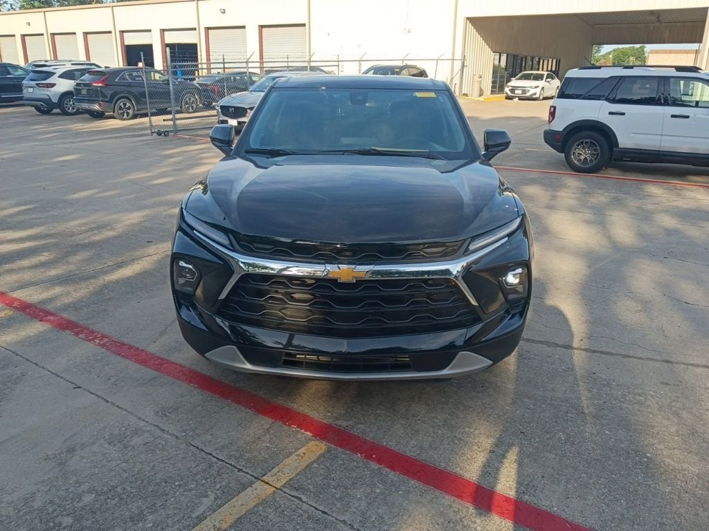 Thumbnail: 2025 Chevrolet Blazer - 5
