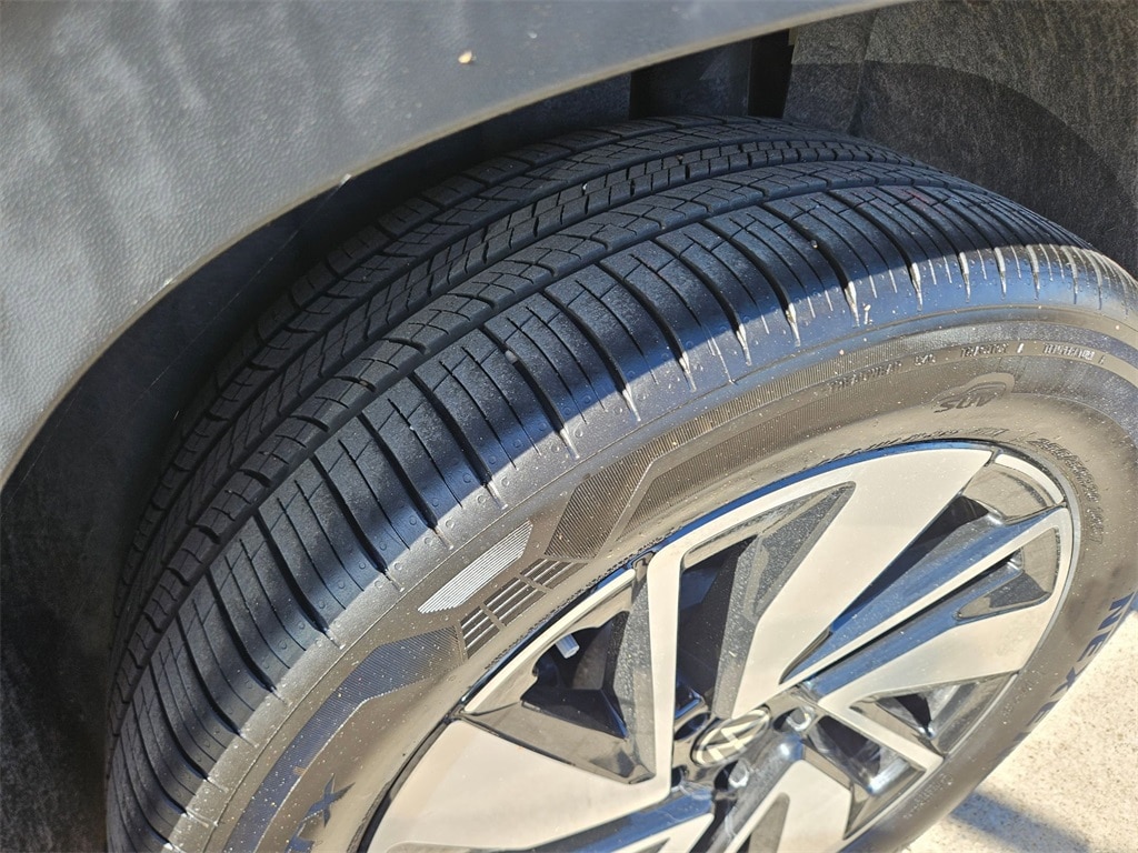 Thumbnail: 2025 Volkswagen Atlas - 28