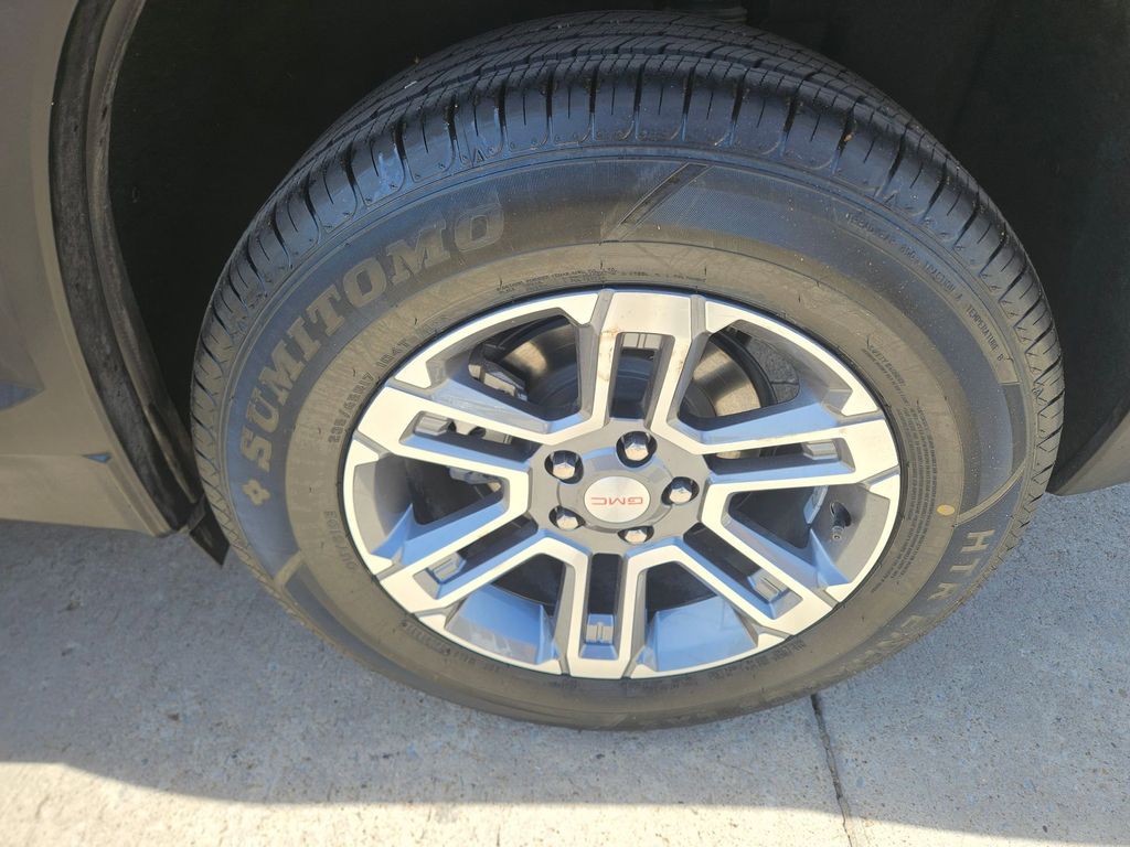 Thumbnail: 2025 GMC Terrain - 25