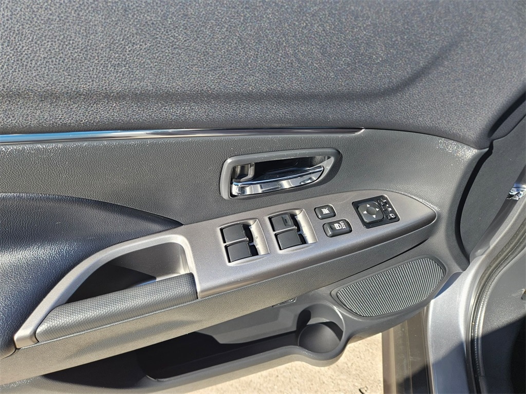 Thumbnail: 2025 Mitsubishi Outlander Sport - 14