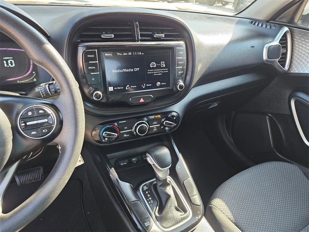 Thumbnail: 2023 Kia Soul - 20