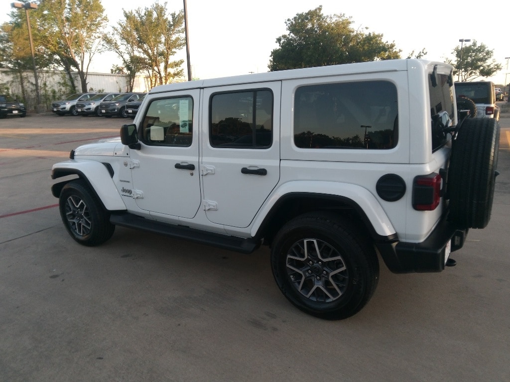 Thumbnail: 2024 Jeep Wrangler - 4