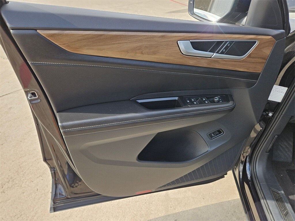 Thumbnail: 2025 Volkswagen Atlas - 14