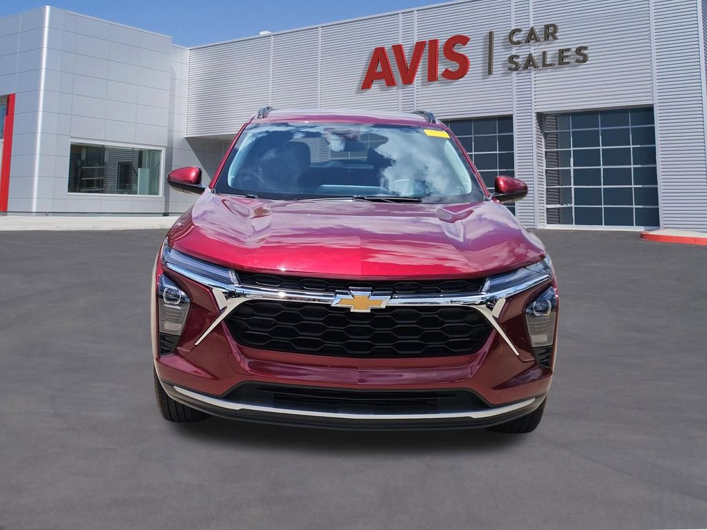 Thumbnail: 2025 Chevrolet Trax - 10
