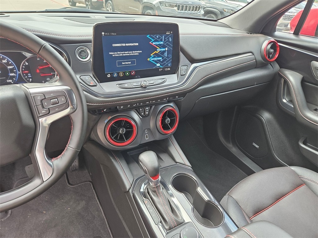 Thumbnail: 2025 Chevrolet Blazer - 21