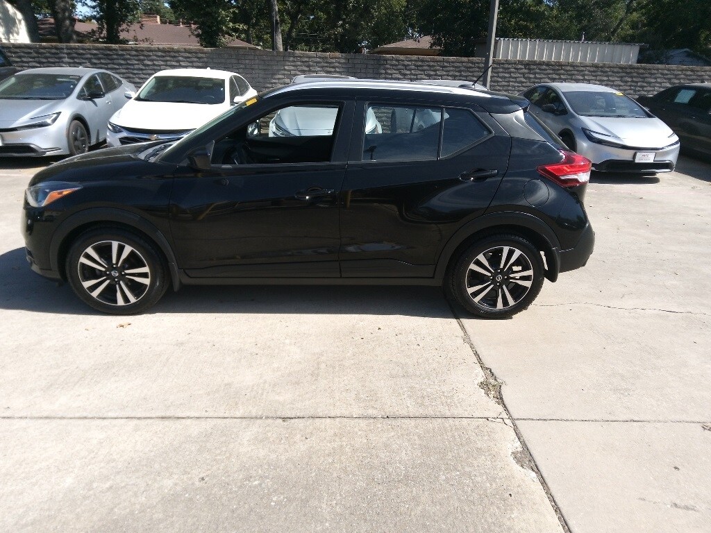 Used 2020 Nissan Kicks For Sale at AVIS Car Sales VIN 3N1CP5CV7LL566146