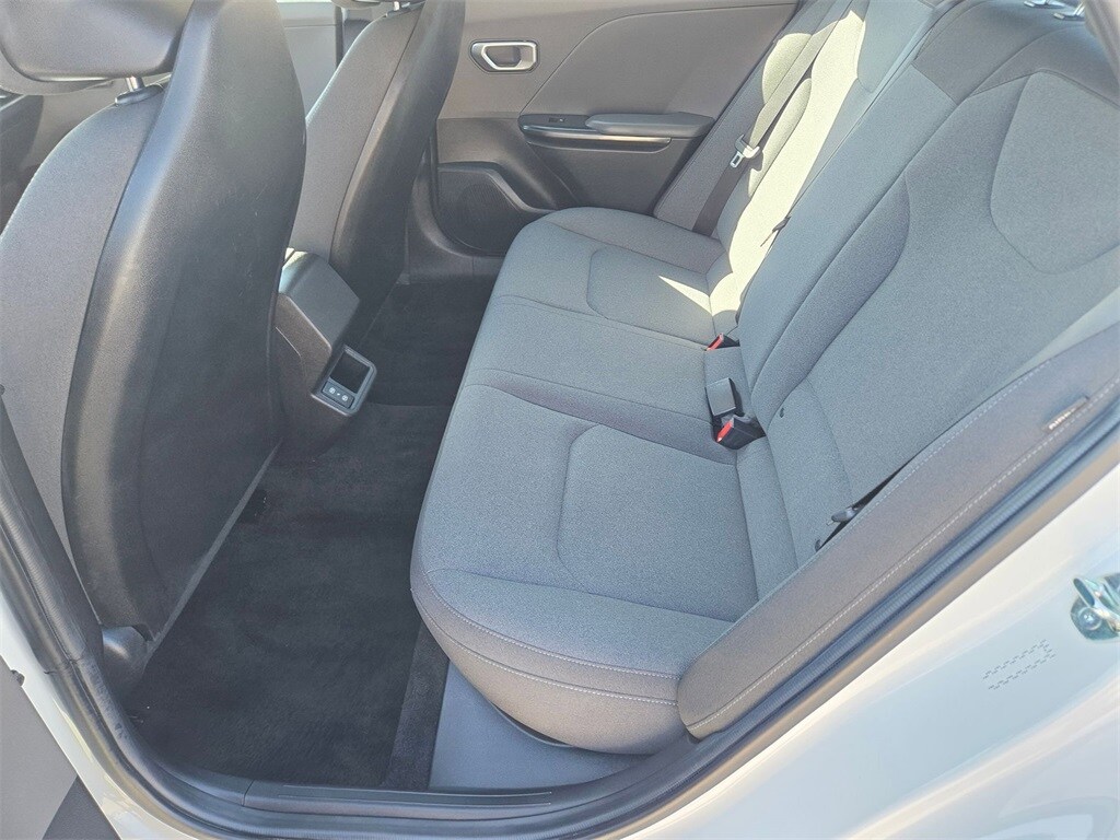 Thumbnail: 2025 Kia K4 - 27