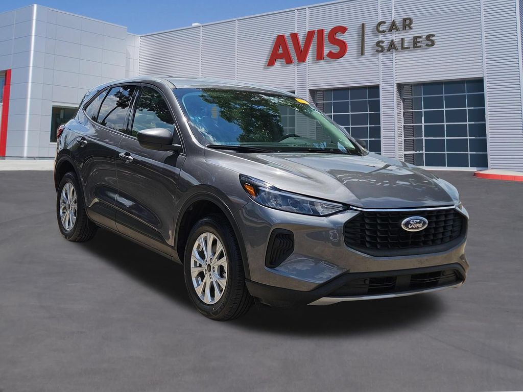 Thumbnail: 2025 Ford Escape - 9