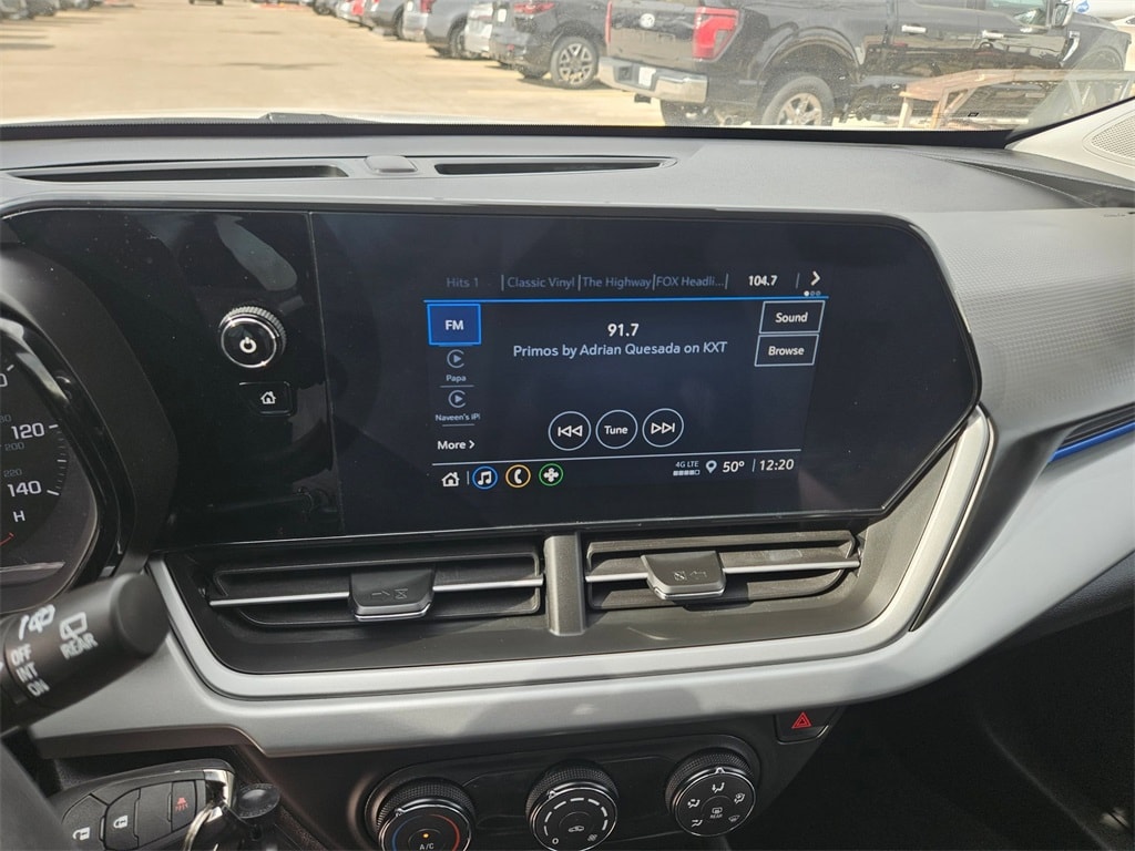 Thumbnail: 2025 Chevrolet Trax - 22