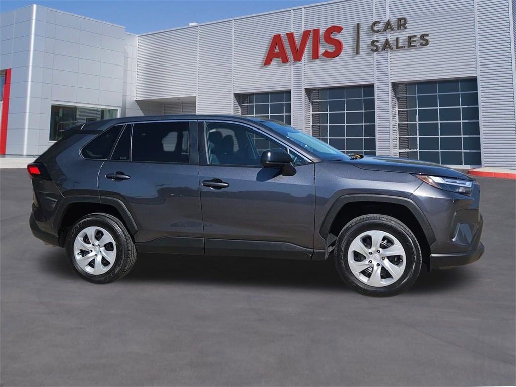 Thumbnail: 2025 Toyota RAV4 - 5