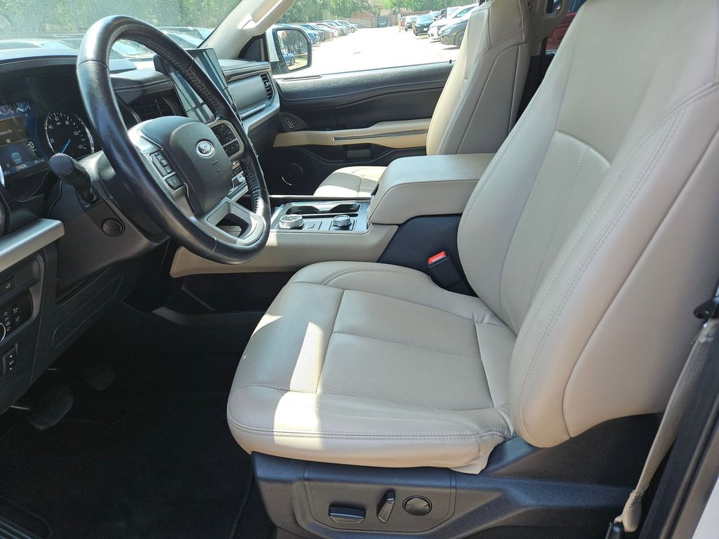 Thumbnail: 2023 Ford Expedition MAX - 11