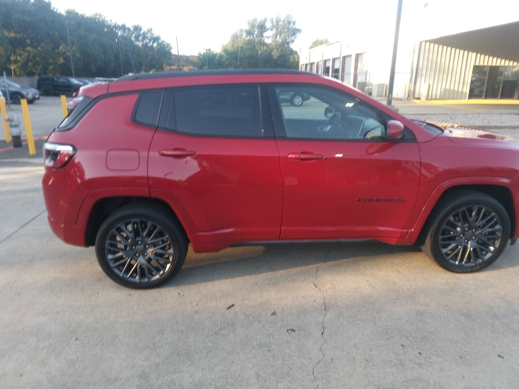 Thumbnail: 2023 Jeep Compass - 7