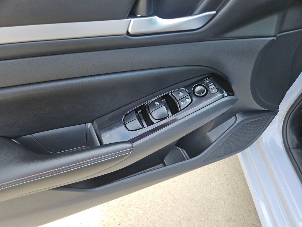 Thumbnail: 2025 Nissan Altima - 15